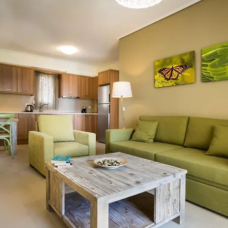 Apartahotel Meliti Waterfront Karavomylos
