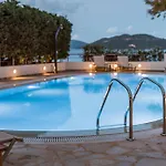 Meliti Waterfront Aparthotel 4*