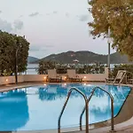 Meliti Waterfront Aparthotel 4*