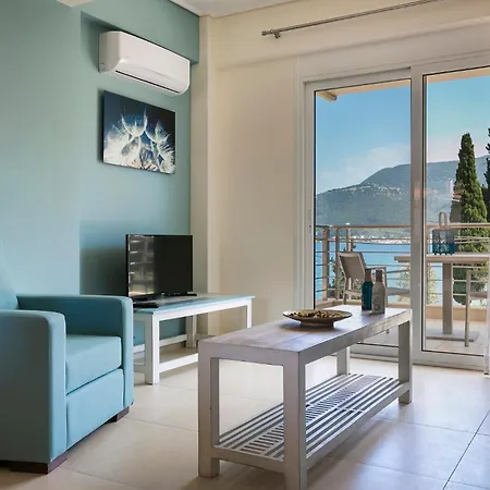 Apartahotel Meliti Waterfront Karavomylos