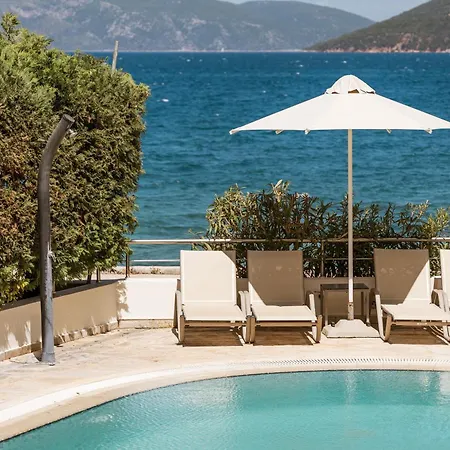 Apartahotel Meliti Waterfront 4*