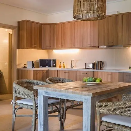 Apartmanhotel Meliti Waterfront Karavómilosz