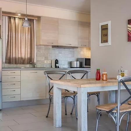 Meliti Waterfront Karavómilosz