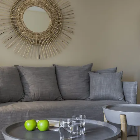 Meliti Waterfront 4* Karavomylos