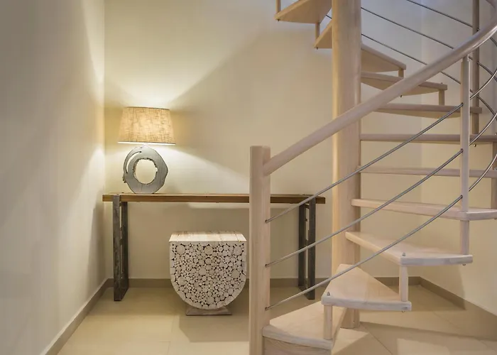 Meliti Waterfront 4* カラヴォミロス