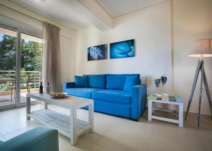 Meliti Waterfront アパートホテル カラヴォミロス