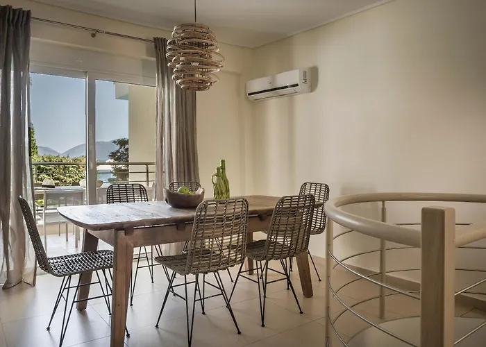 Meliti Waterfront アパートホテル 4*