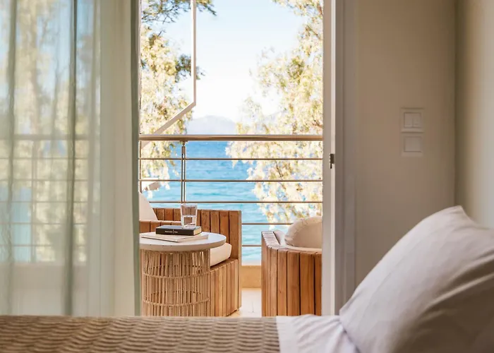 Meliti Waterfront アパートホテル 4*