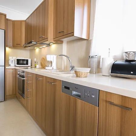 Meliti Waterfront Aparthotel