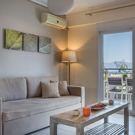 Meliti Waterfront Karavomylos